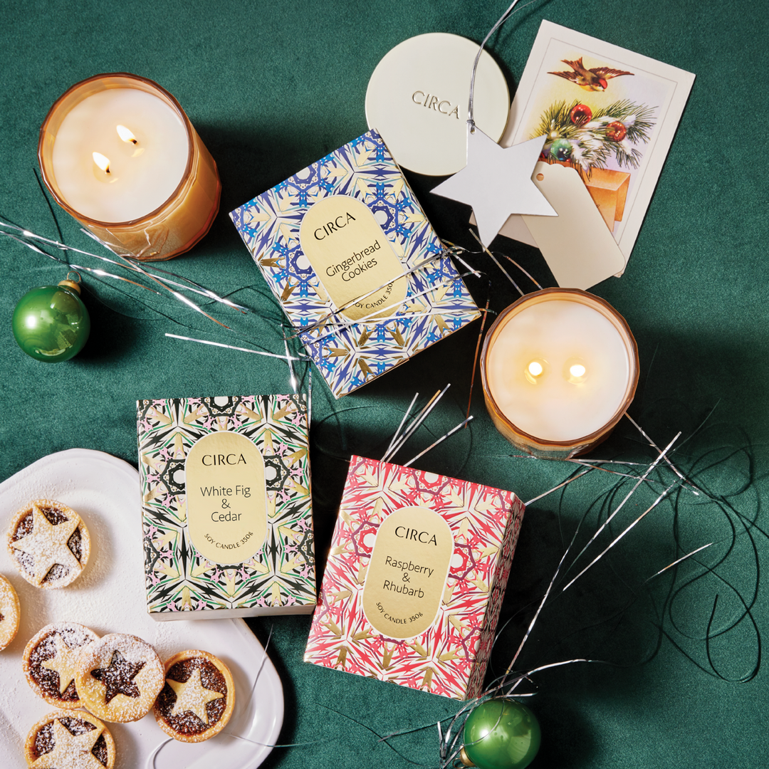 White Fig & Cedar Christmas Candle | Circa