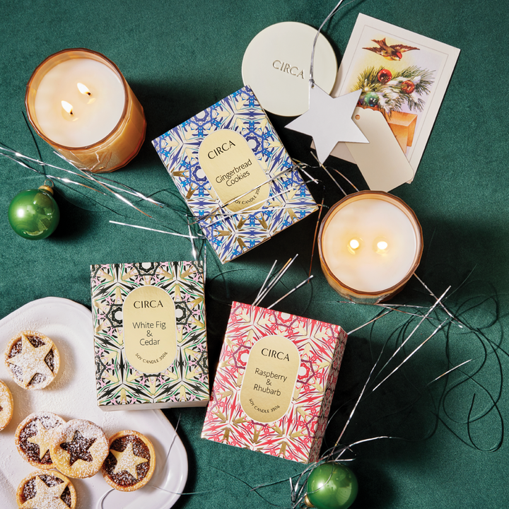 White Fig & Cedar Christmas Candle | Circa