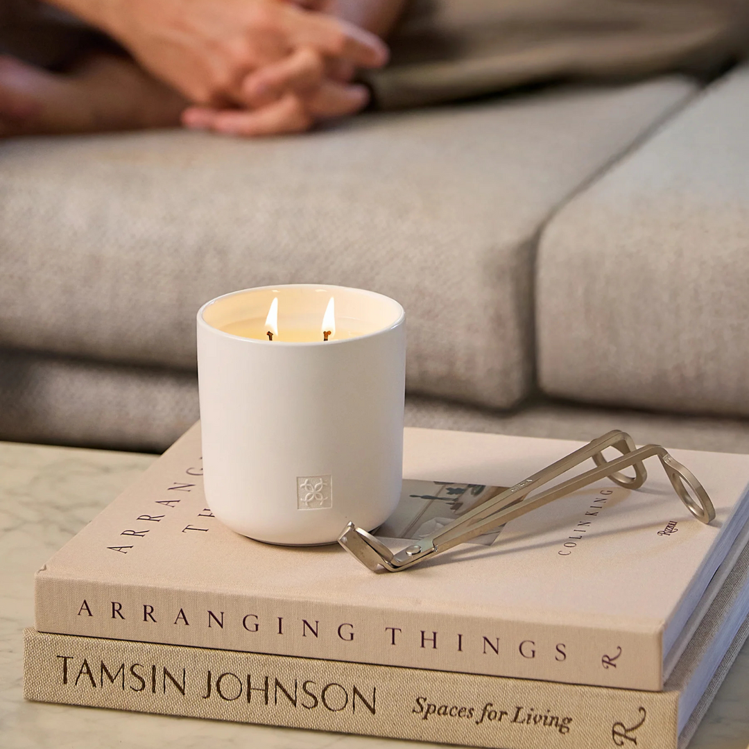 Amber & Sandalwood 300g Soy Candle | Circa