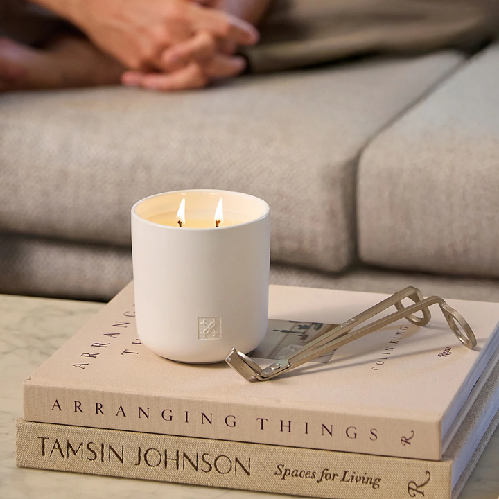 Amber & Sandalwood 300g Soy Candle | Circa