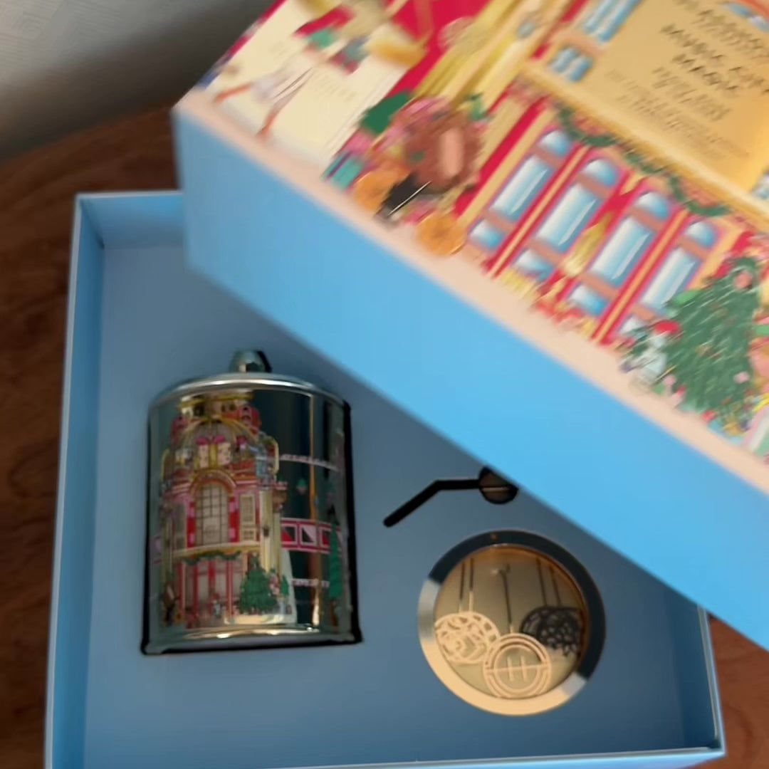 A Tahaa Affair Vanilla Caramel 380G Candle & Spinning Carousel | Glasshouse Fragrances