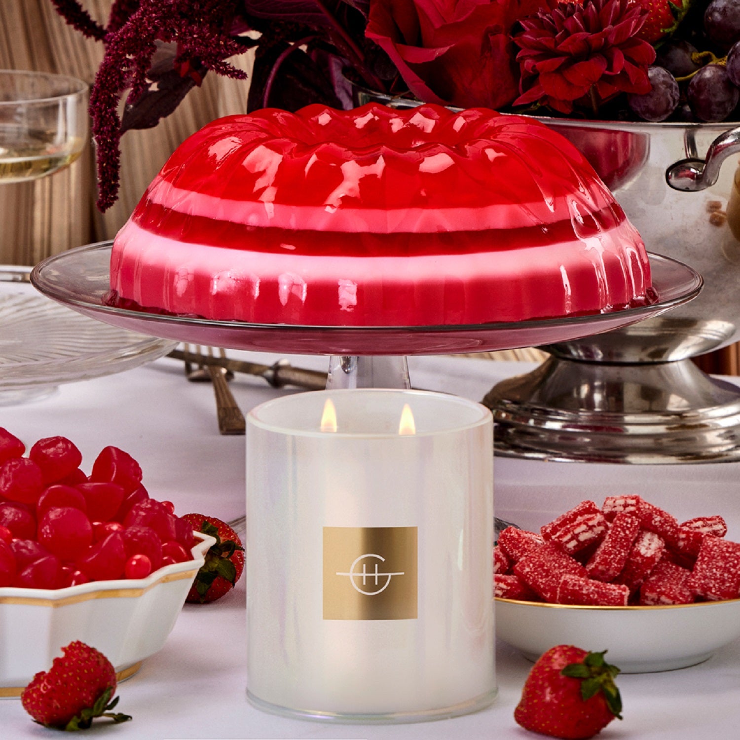 アロマ・キャンドル Glasshouse candle / ALL RED ONES 380g Limited Edition - All the Red Ones | Glasshouse – Nerridah & Ross
